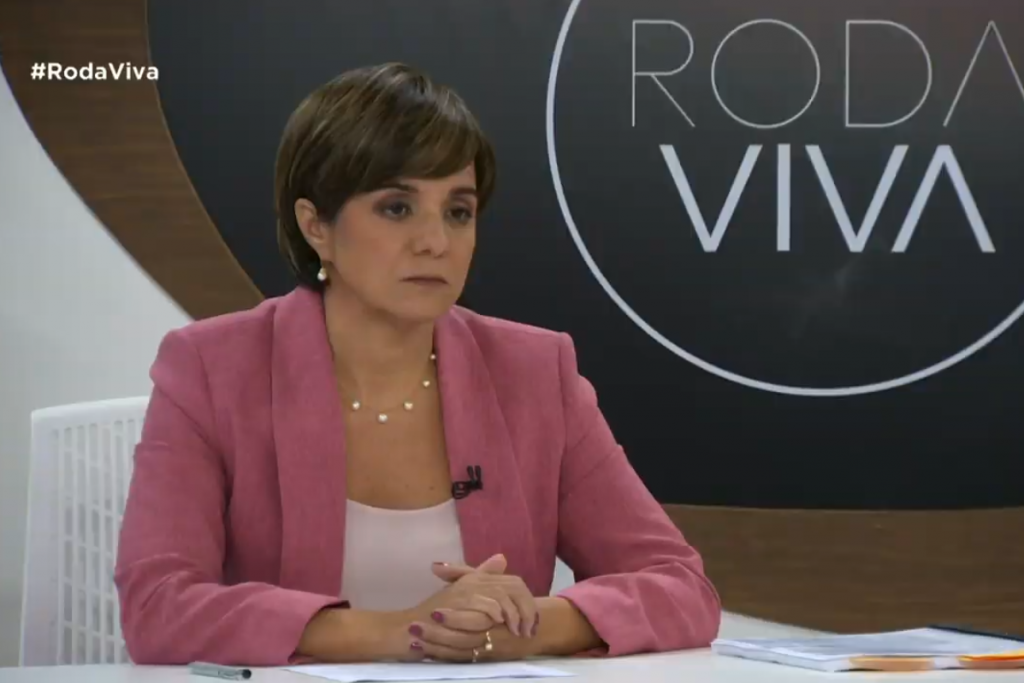Ana Estava Participando De Um Programa De Televisao