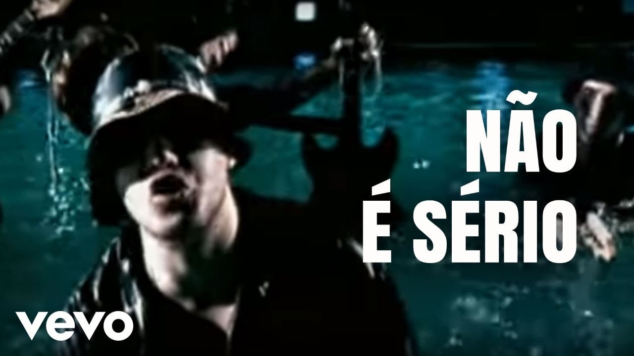 Há 20 anos, Charlie Brown Jr. liderava paradas da MTV com "Não É Sério