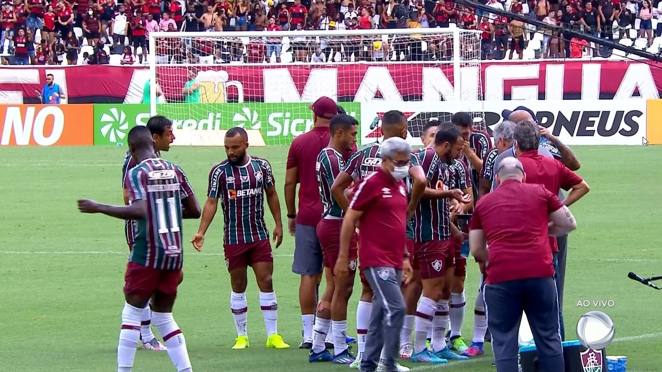 flamengo-x-fluminense-bate-globo-e-deixa-record-na-lideran-a-do-ibope